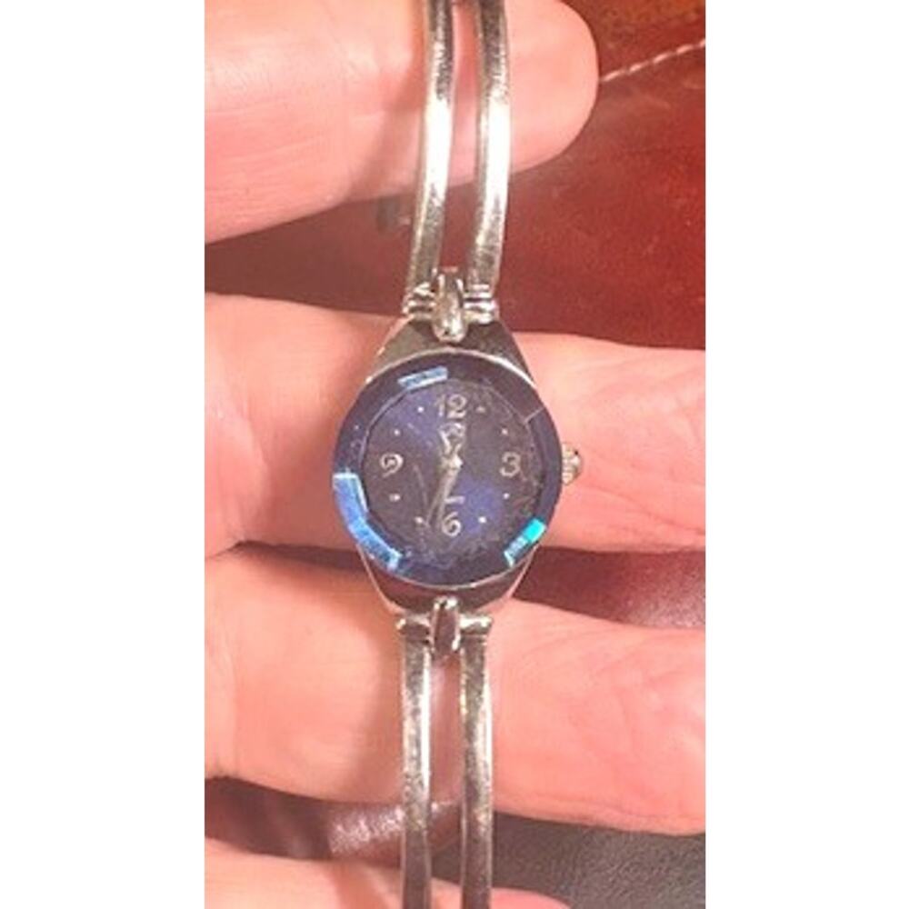 Women's 18mm Silver Tone George Watch, Faceted Blue Crystal